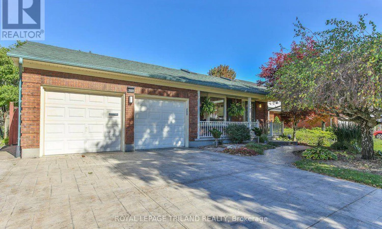 1221 Glenora Drive