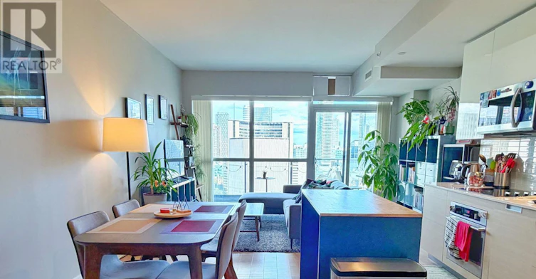 2308-210 Simcoe Street, Toronto, ON, M5T 0A9 - 2