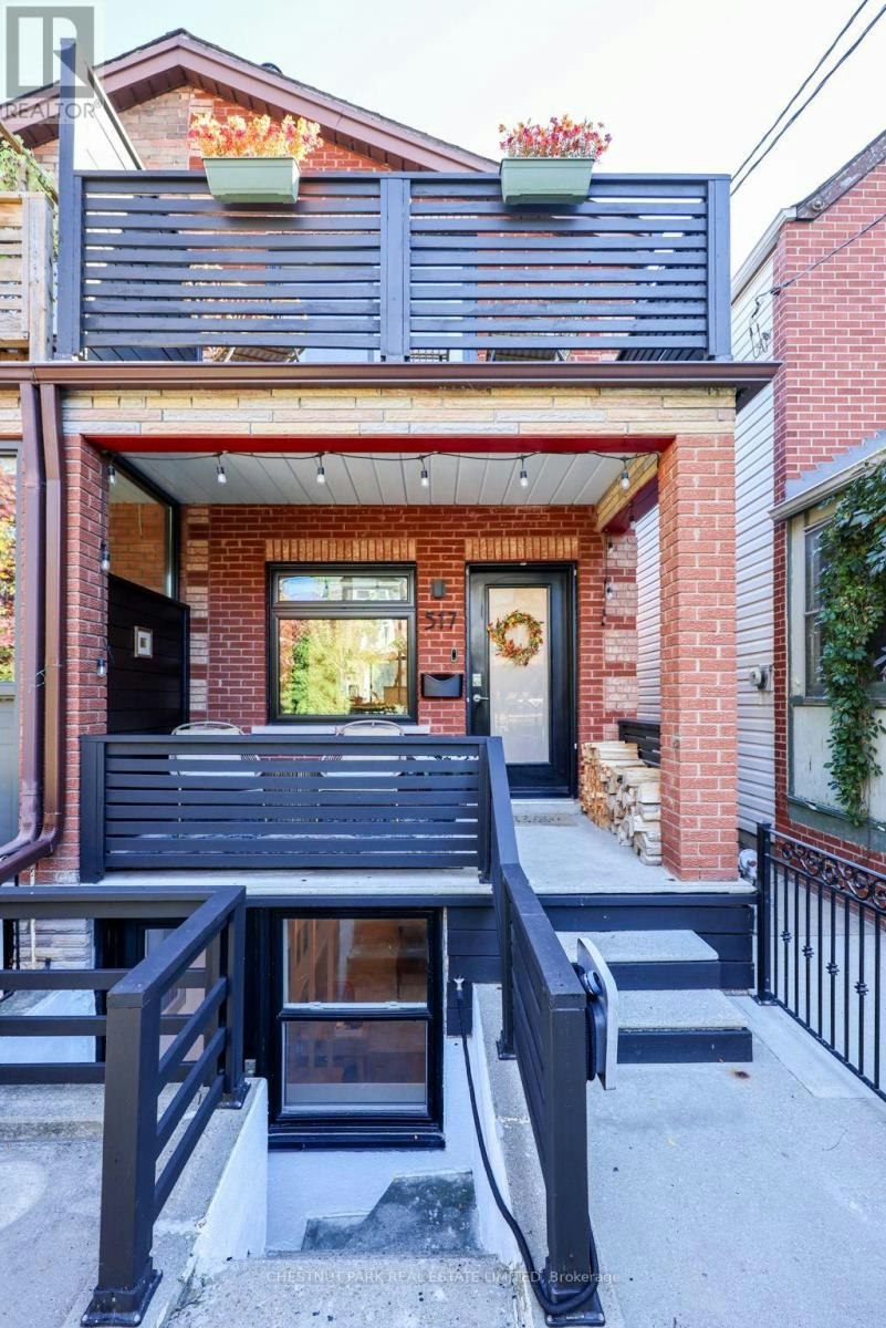 517 Crawford Street, Toronto, ON, M6G 3J9