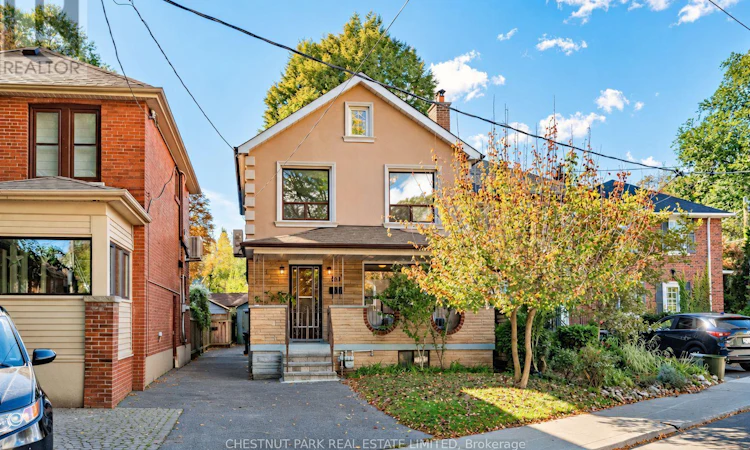 122 Forman Avenue