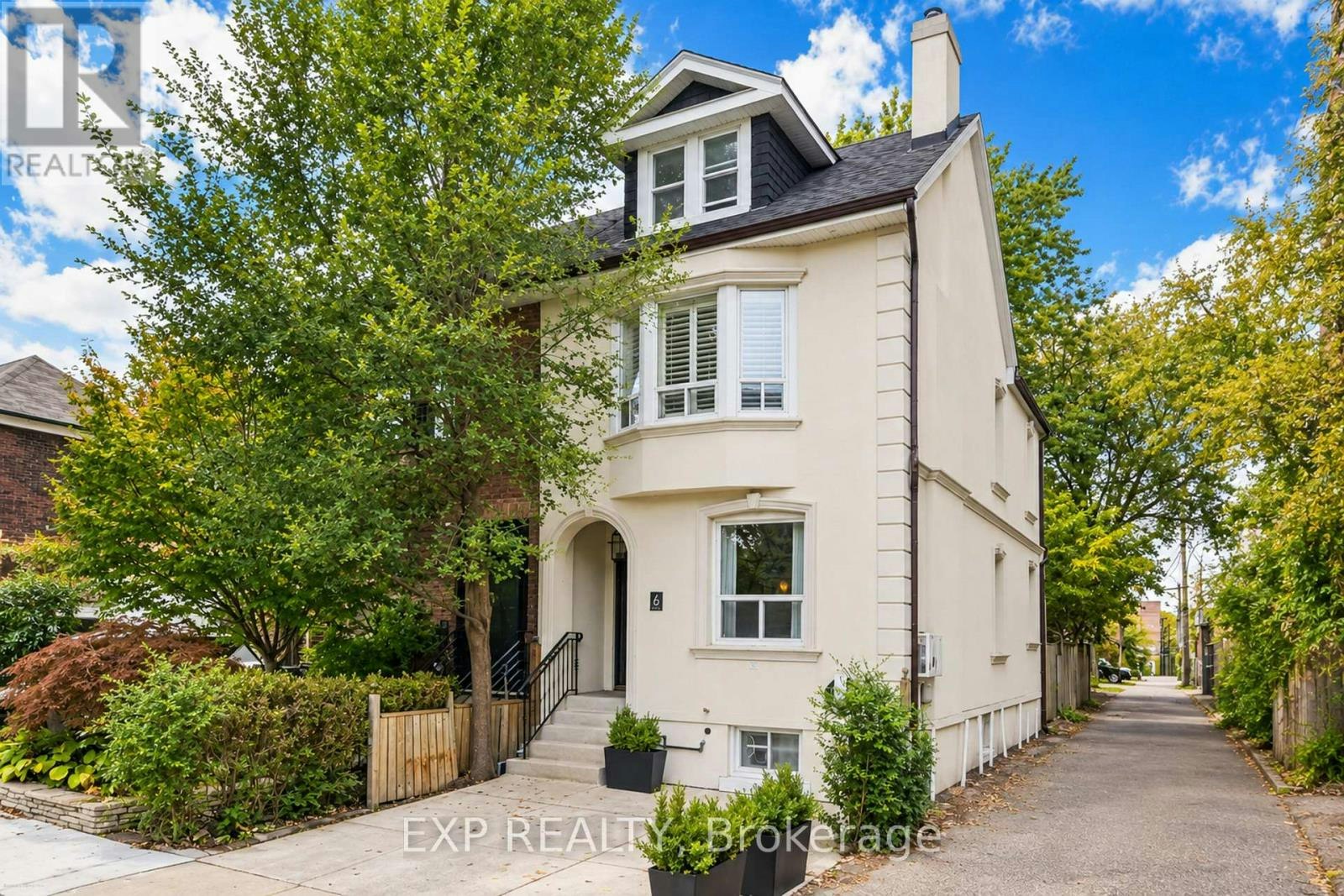 6 Louise Avenue, Toronto, ON, M6C 1E4