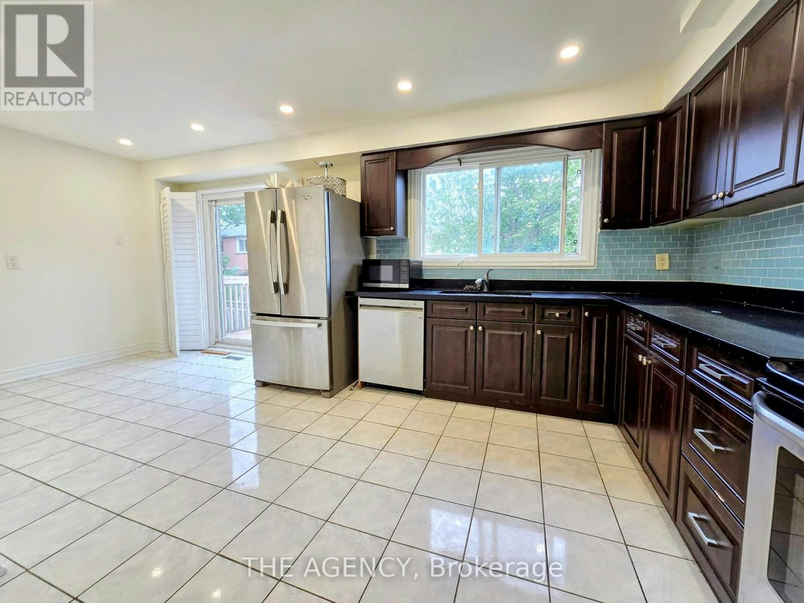 97 Mullen Drive, Ajax, ON, L1T 2B3 - 5