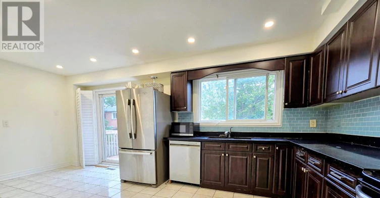 97 Mullen Drive, Ajax, ON, L1T 2B3 - 5
