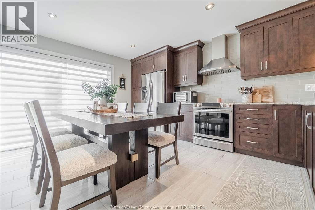 11931 Maitland Avenue, Windsor, ON, N8P 0B9 - 10