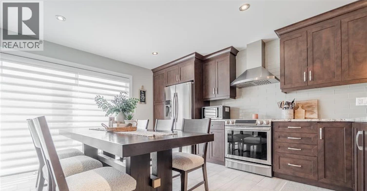11931 Maitland Avenue, Windsor, ON, N8P 0B9 - 10