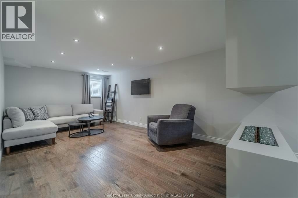 11931 Maitland Avenue, Windsor, ON, N8P 0B9 - 22