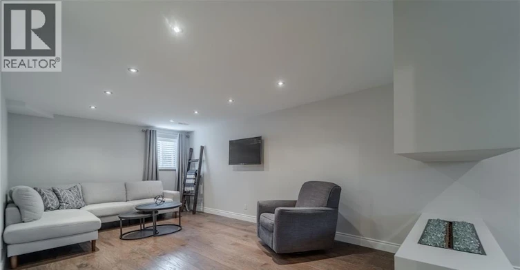 11931 Maitland Avenue, Windsor, ON, N8P 0B9 - 22