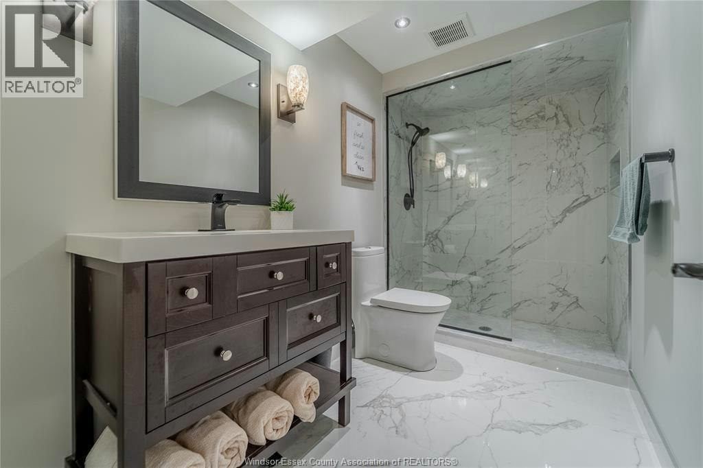 11931 Maitland Avenue, Windsor, ON, N8P 0B9 - 26
