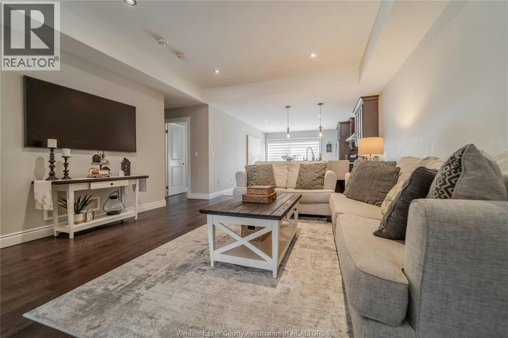 11931 Maitland Avenue, Windsor, ON, N8P 0B9 - 8