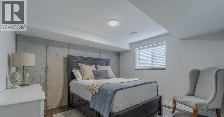 11931 Maitland Avenue, Windsor, ON, N8P 0B9 - 25