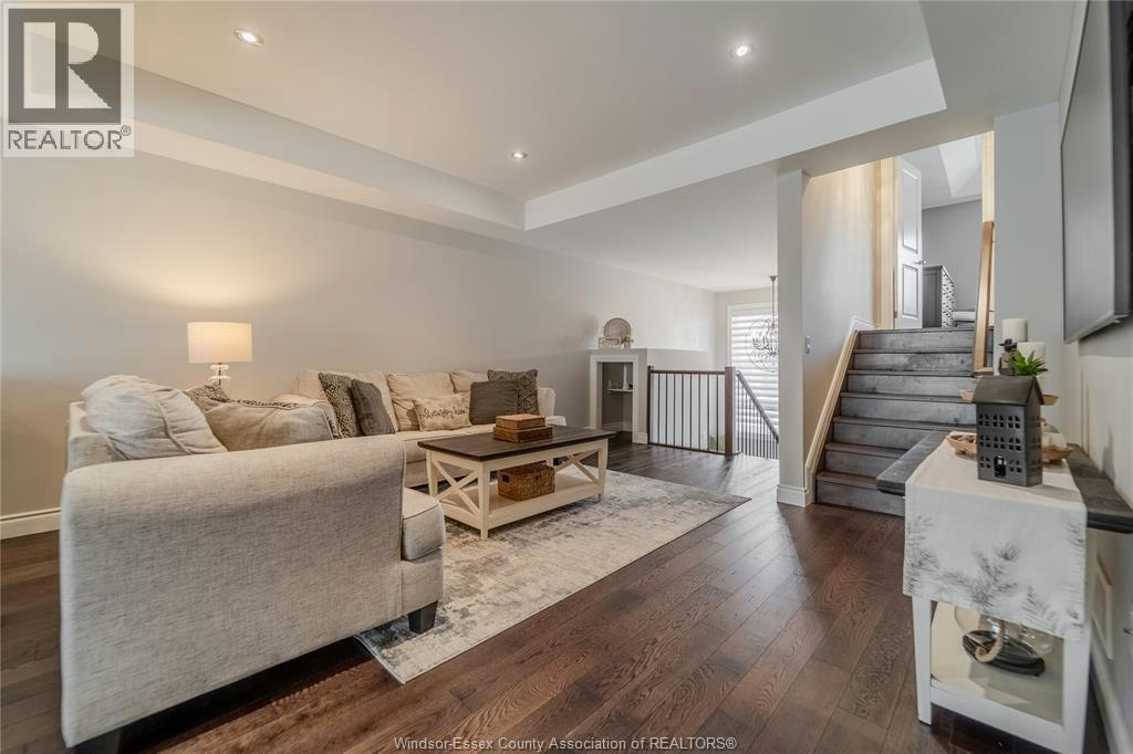 11931 Maitland Avenue, Windsor, ON, N8P 0B9 - 5