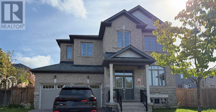 47 Mynden Way, Newmarket, ON, L3X 3A8