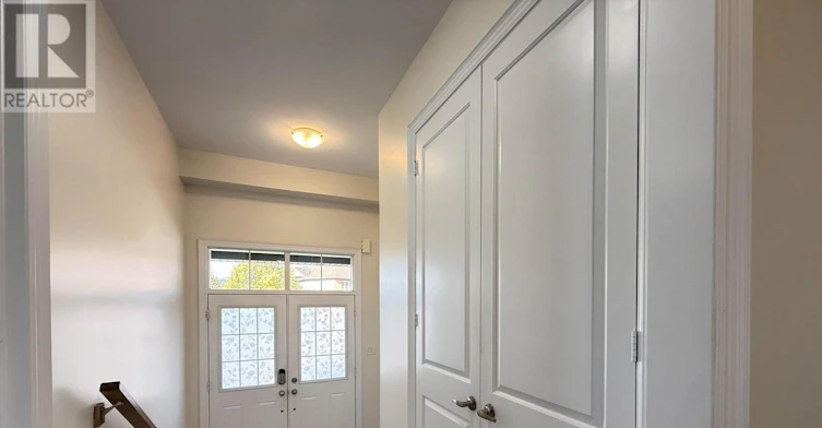 47 Mynden Way, Newmarket, ON, L3X 3A8 - 2
