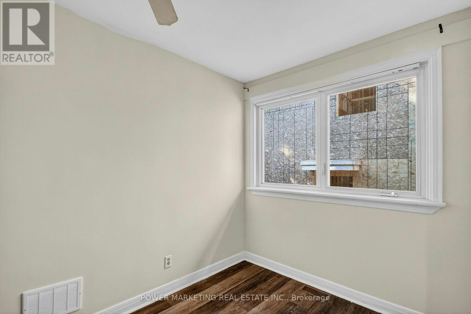 528 Mutual Street, Ottawa, ON, K1K 1C6 - 16