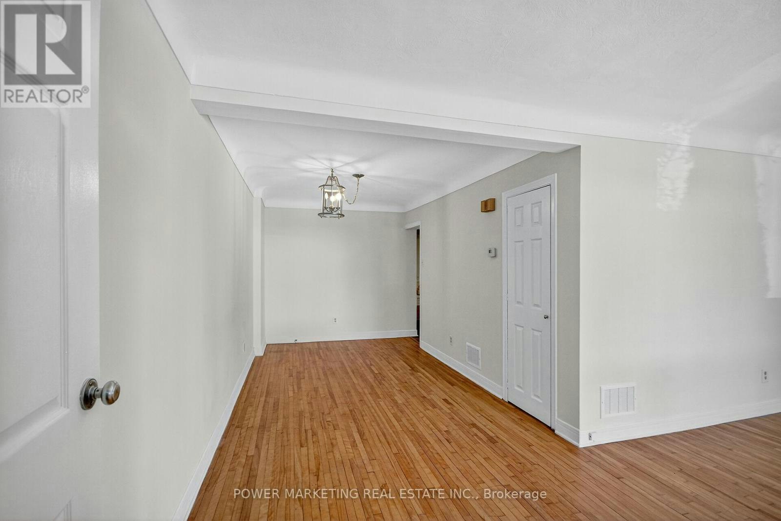 528 Mutual Street, Ottawa, ON, K1K 1C6 - 10