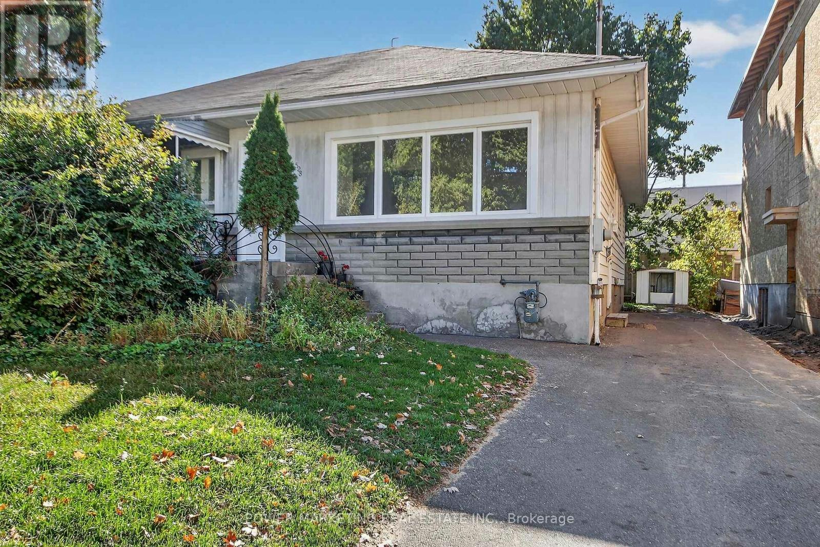 528 Mutual Street, Ottawa, ON, K1K 1C6