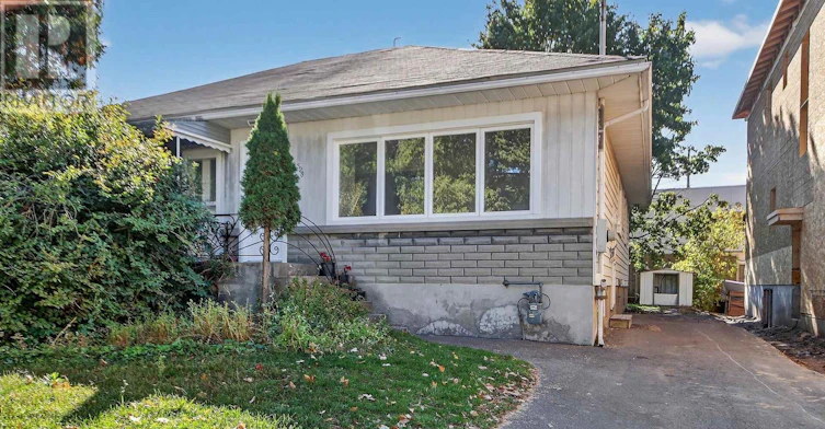 528 Mutual Street, Ottawa, ON, K1K 1C6