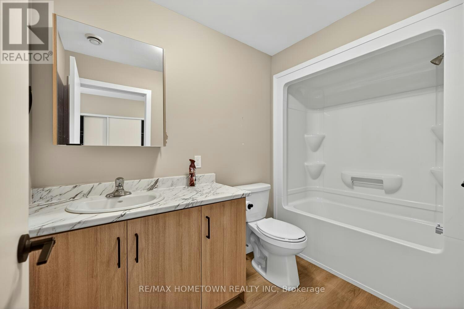 303-10783 County 2 Road Road, Iroquois, ON, K0E 1K0 - 4
