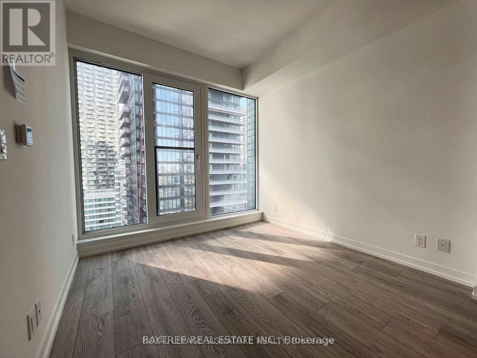 2507-55 Mercer Street, Toronto, ON, M5V 0W4 - 7
