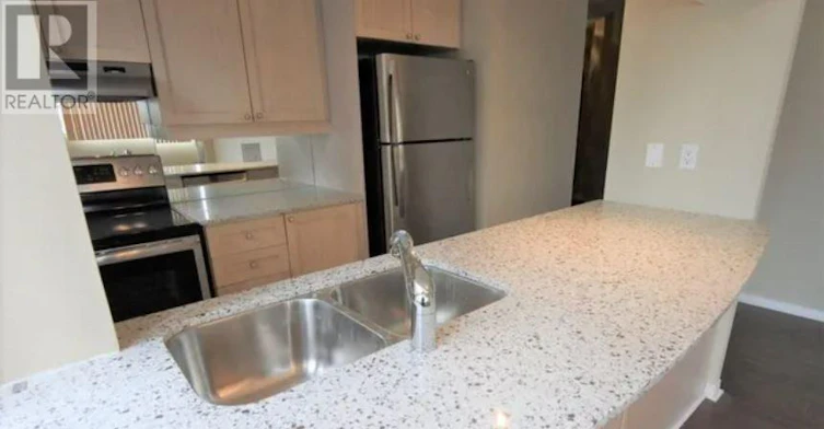 703-555 Yonge Street, Toronto, ON, M4Y 3A6 - 7