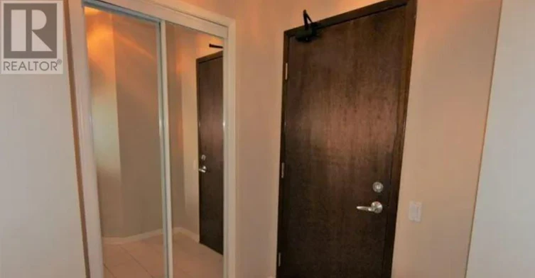 703-555 Yonge Street, Toronto, ON, M4Y 3A6 - 17