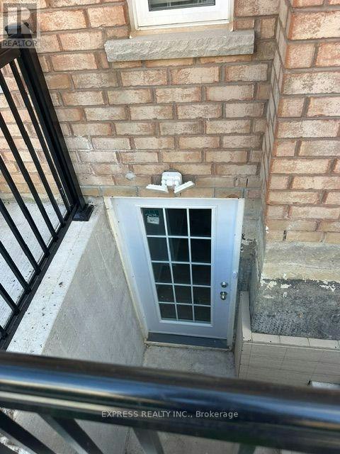 5147 Oscar Peterson Boulevard, Mississauga, ON, L5M 7W4 - 5