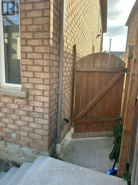 5147 Oscar Peterson Boulevard, Mississauga, ON, L5M 7W4 - 3