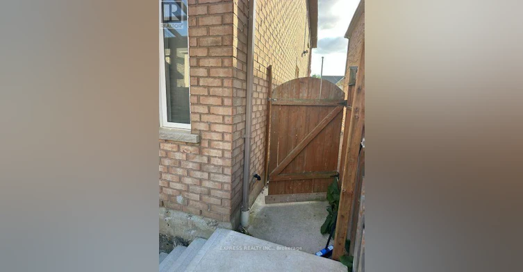 5147 Oscar Peterson Boulevard, Mississauga, ON, L5M 7W4 - 3