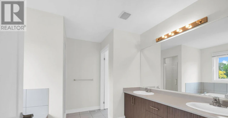 157 Tumblewood Centre, Welland, ON, L3B 0J3 - 19