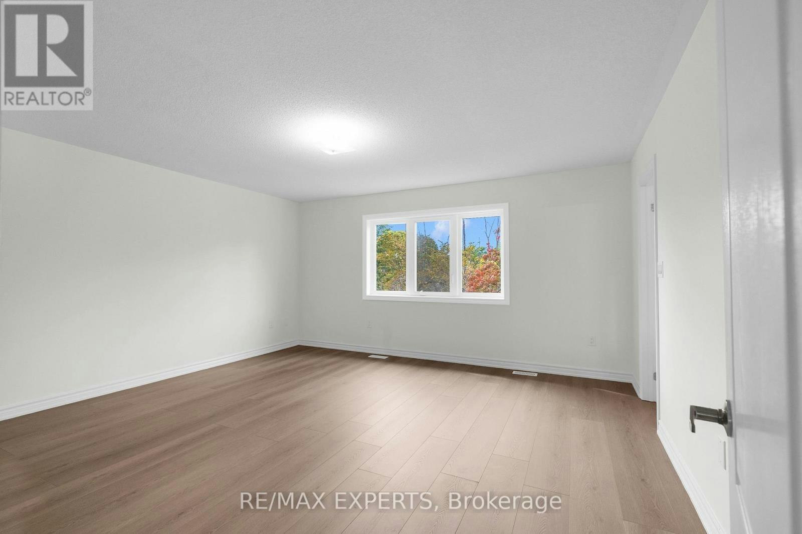 157 Tumblewood Centre, Welland, ON, L3B 0J3 - 16
