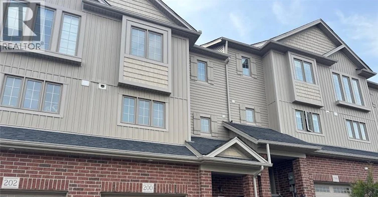 200 Maitland Street, Kitchener, ON, N2R 1Z1