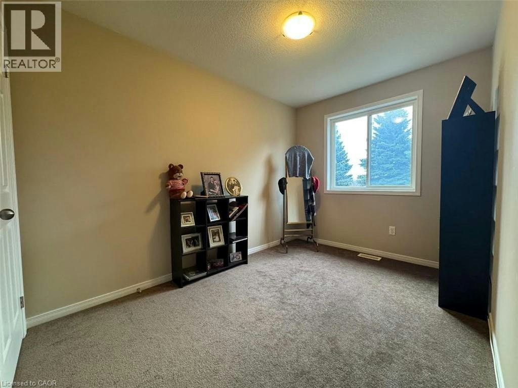 200 Maitland Street, Kitchener, ON, N2R 1Z1 - 5