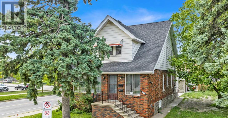 306 Foch, Windsor, ON, N8X 2V9