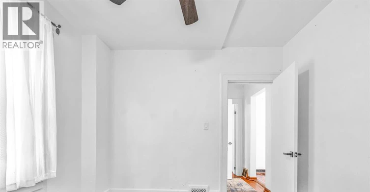 306 Foch, Windsor, ON, N8X 2V9 - 4