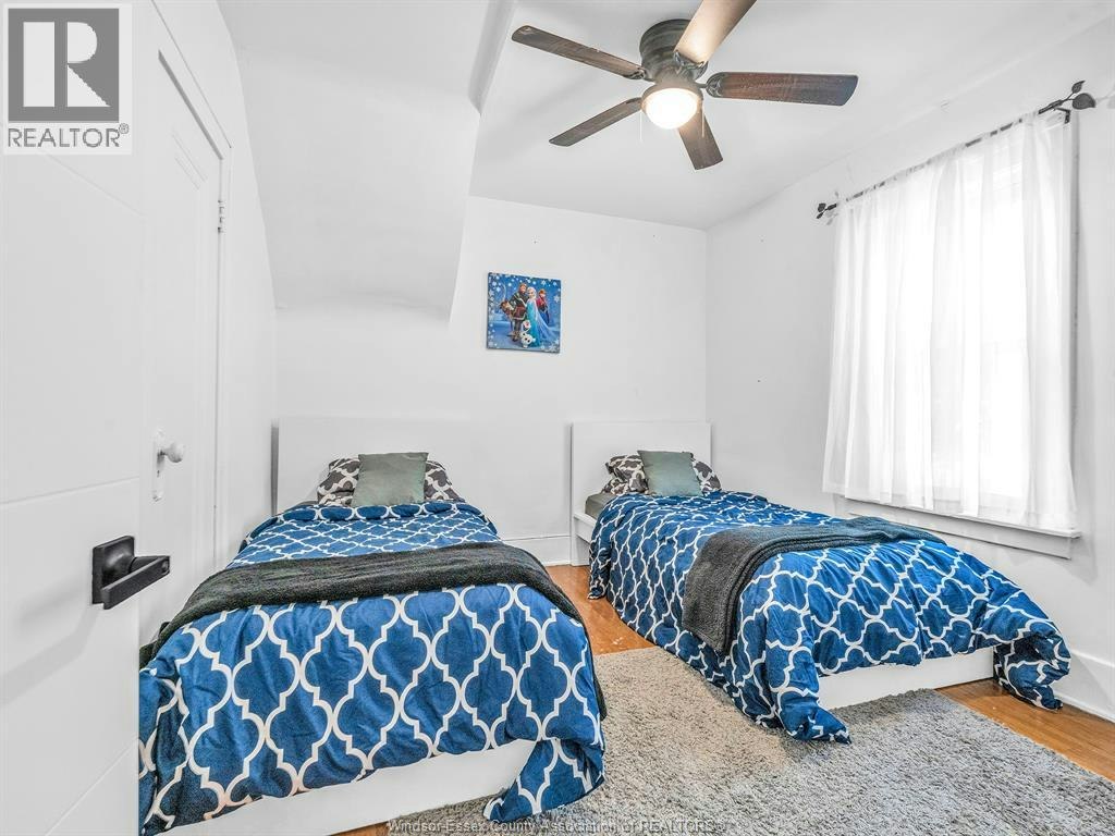 306 Foch, Windsor, ON, N8X 2V9 - 9
