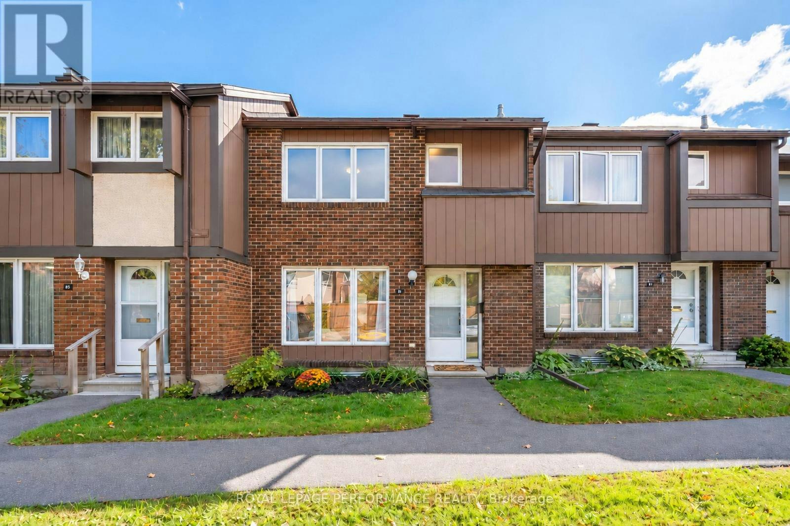 85-2111 Montreal Road, Ottawa, ON, K1J 8M8