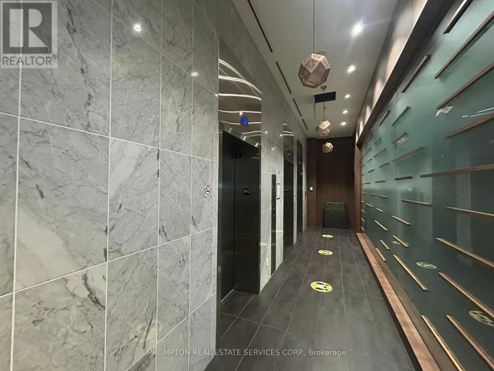 703-80 Queens Wharf Road, Toronto, ON, M5V 0J3 - 4