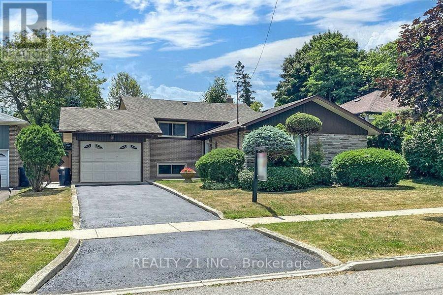 25 Knowlton Drive S, Toronto, ON, M1M 2G8