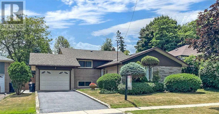 25 Knowlton Drive S, Toronto, ON, M1M 2G8