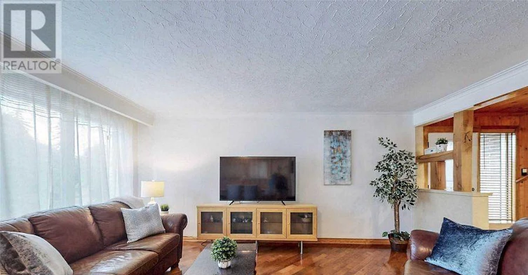 25 Knowlton Drive S, Toronto, ON, M1M 2G8 - 5