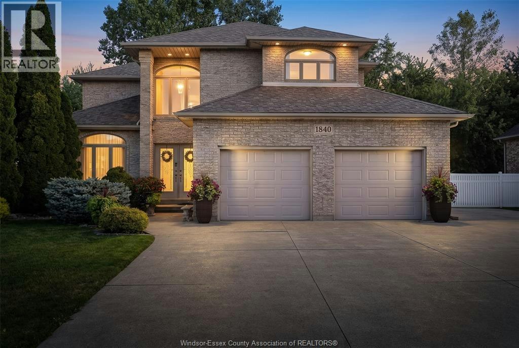 1840 Deslippe Drive, Tecumseh, ON, N9K 1C6