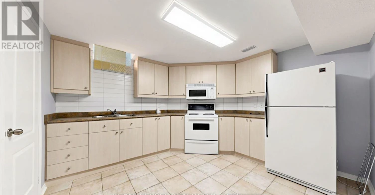 BASEMENT-44 Salt Creek Avenue, Richmond Hill, ON, L4S 1P7 - 8