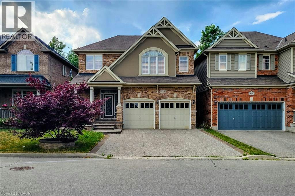 128 Montreal Circle, Hamilton, ON, L8E 0C8