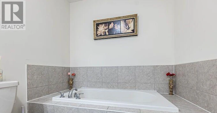 326 Bonnieglen Farm Boulevard, Caledon, ON, L7C 4E7 - 36