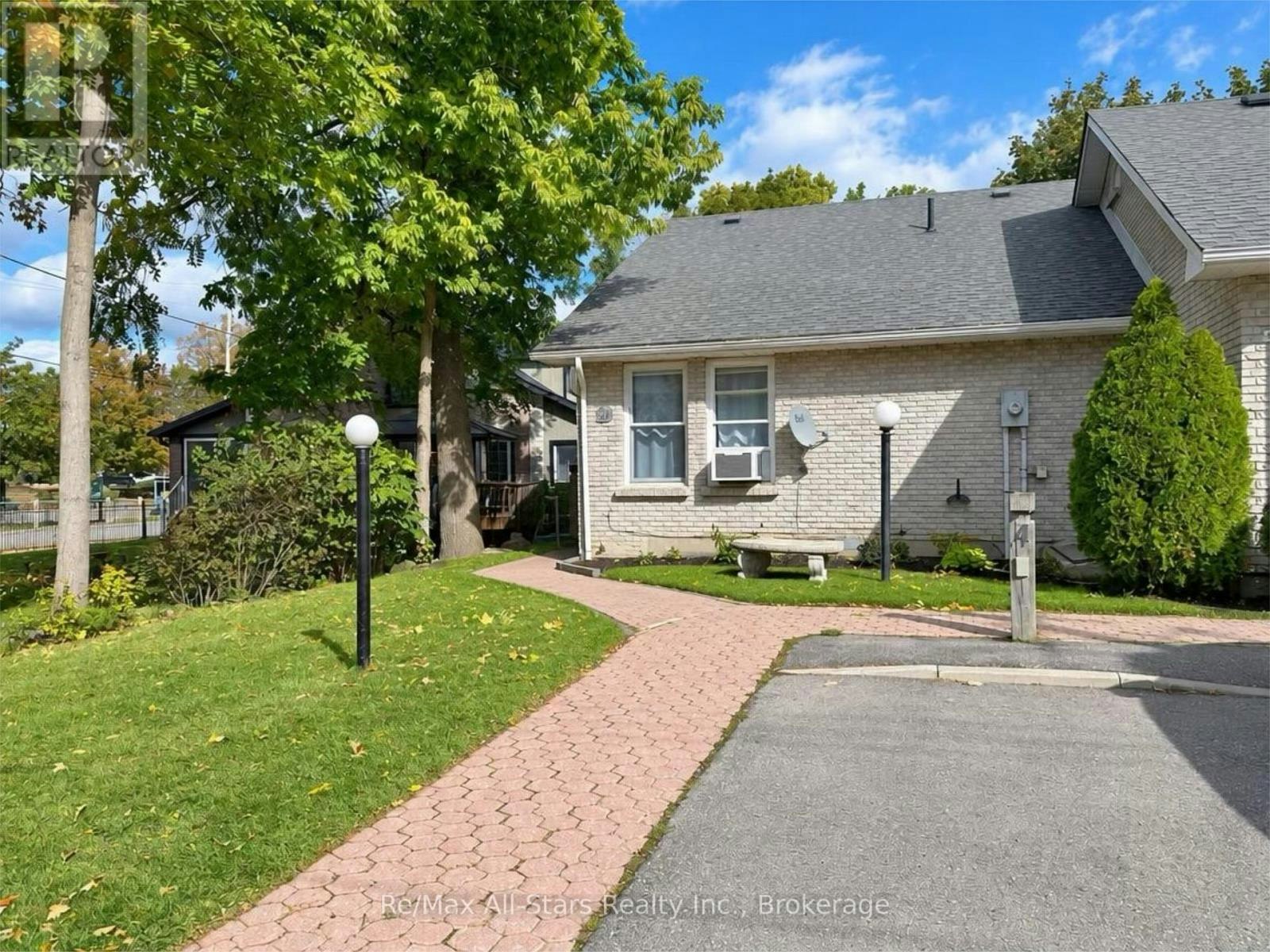 4-8 Sherwood Street, Kawartha Lakes, ON, K0M 1A0