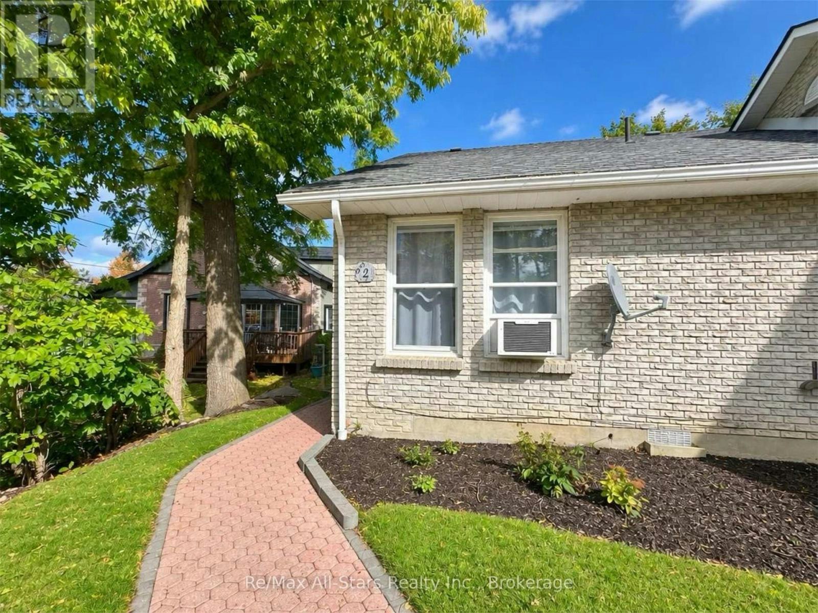 4-8 Sherwood Street, Kawartha Lakes, ON, K0M 1A0 - 2