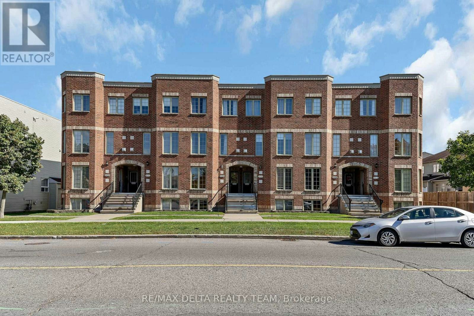900 Longfields Drive, Ottawa, ON, K2J 5K6