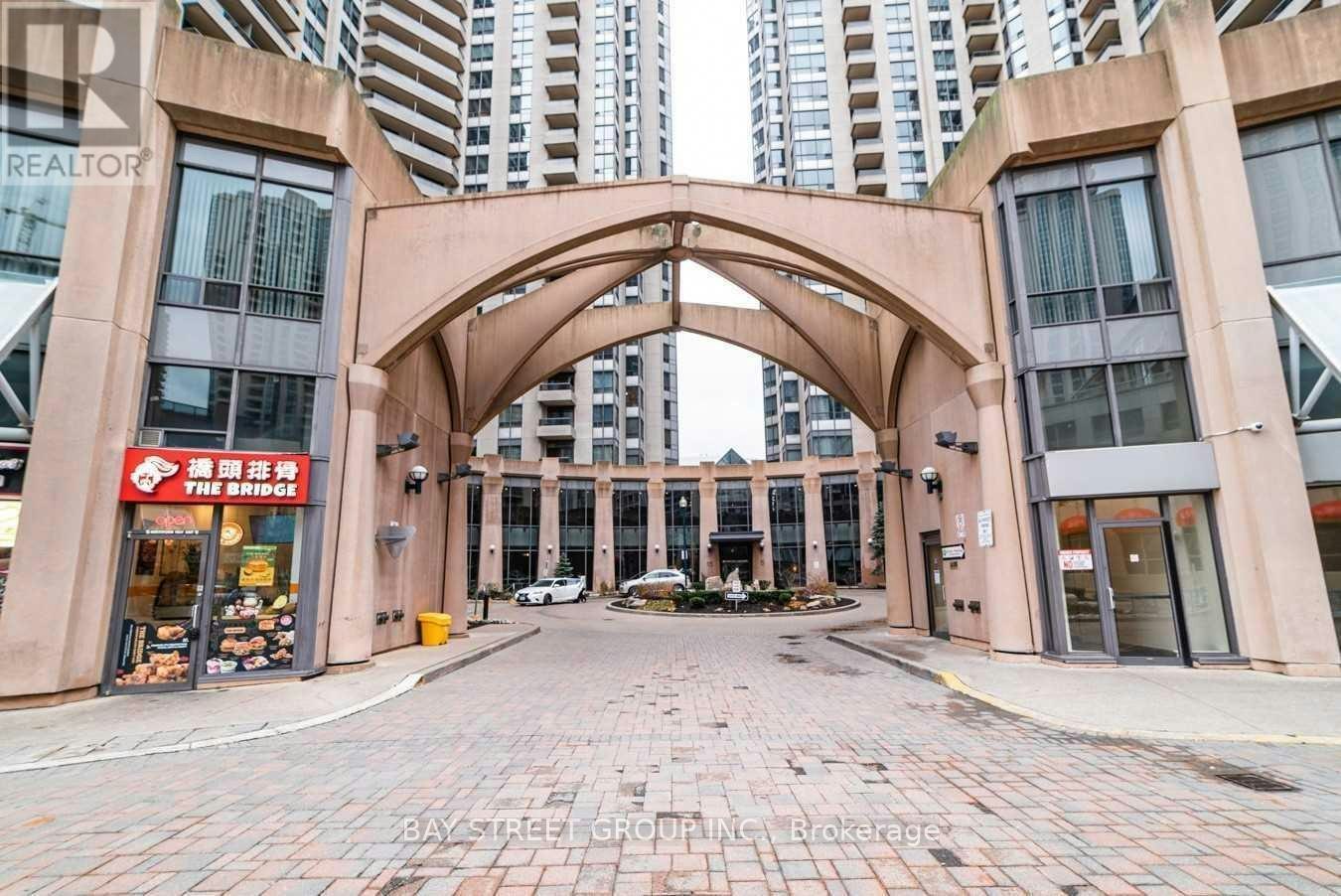 1107-5 Northtown Way, Toronto, ON, M2N 7A1 - 2
