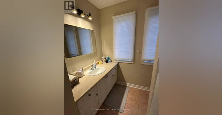 6 Woodhaven Crescent, Richmond Hill, ON, L4E 3T1 - 12