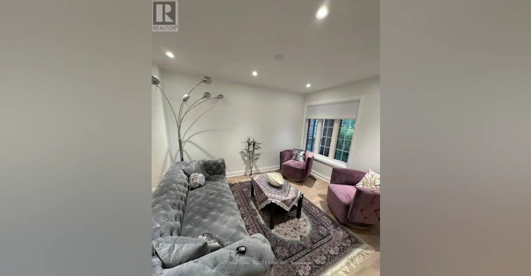 6 Woodhaven Crescent, Richmond Hill, ON, L4E 3T1 - 8